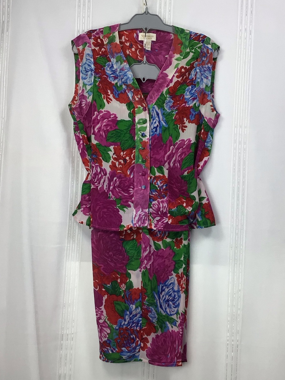 Vintage Victoria's Secret 2-Piece Semi-Sheer Sleeveless Top & Capris Sz.S